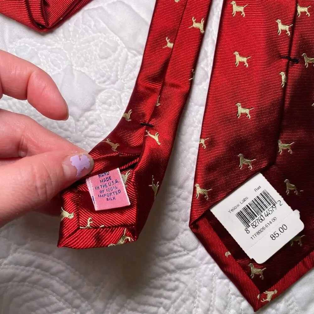Vineyard Vines Red Silk Neck Tie Yellow Labs NWT Preppy Party Made in USA 58